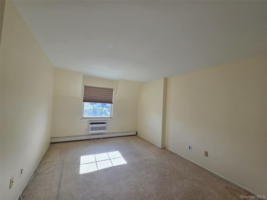 12-29 Diane Place - Photo 21