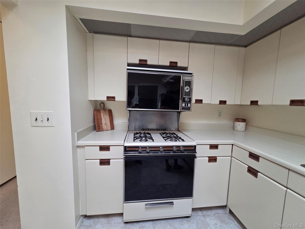 12-29 Diane Place - Photo 4