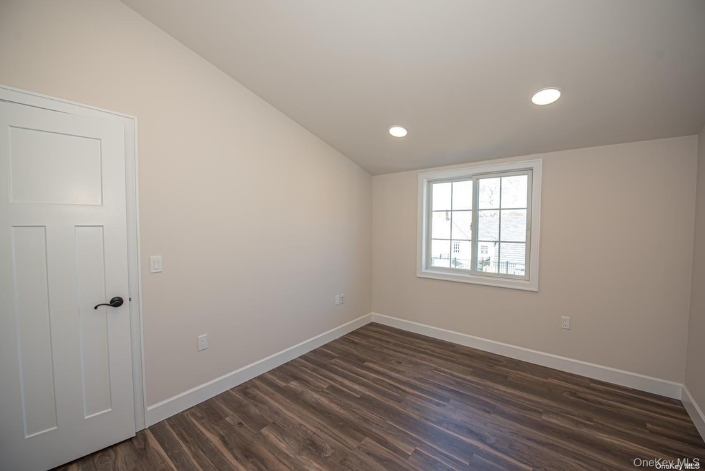 1090 New York Avenue - Photo 9