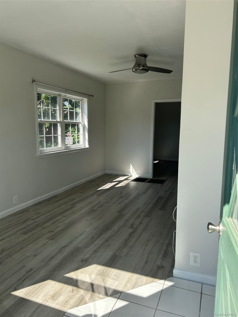 1572 Main Road - Photo 2