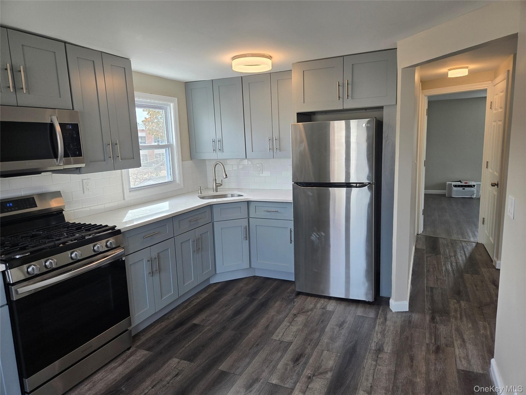 35 Keegan Street - Photo 2