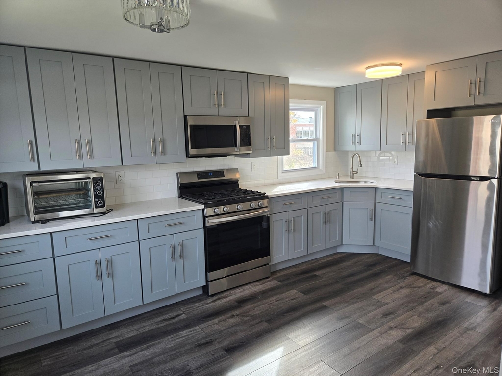 35 Keegan Street - Photo 1