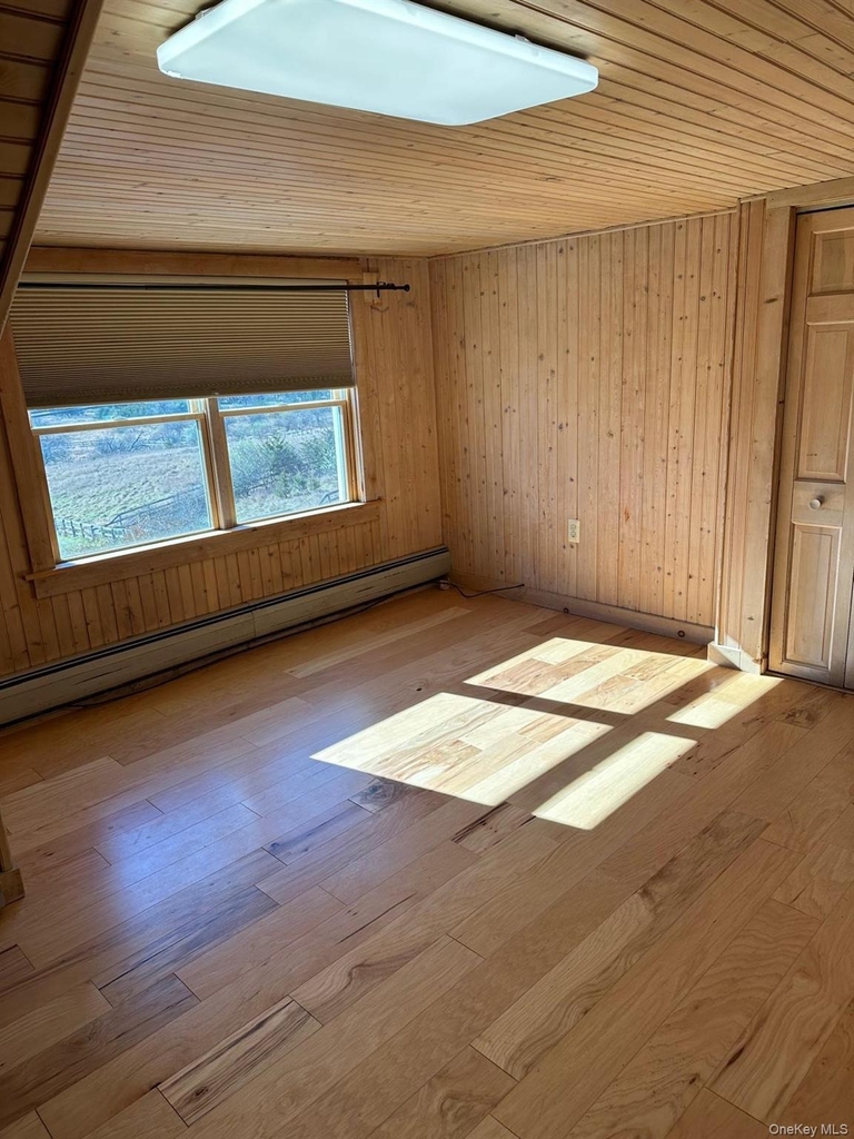 168 Pine Hill - Photo 11