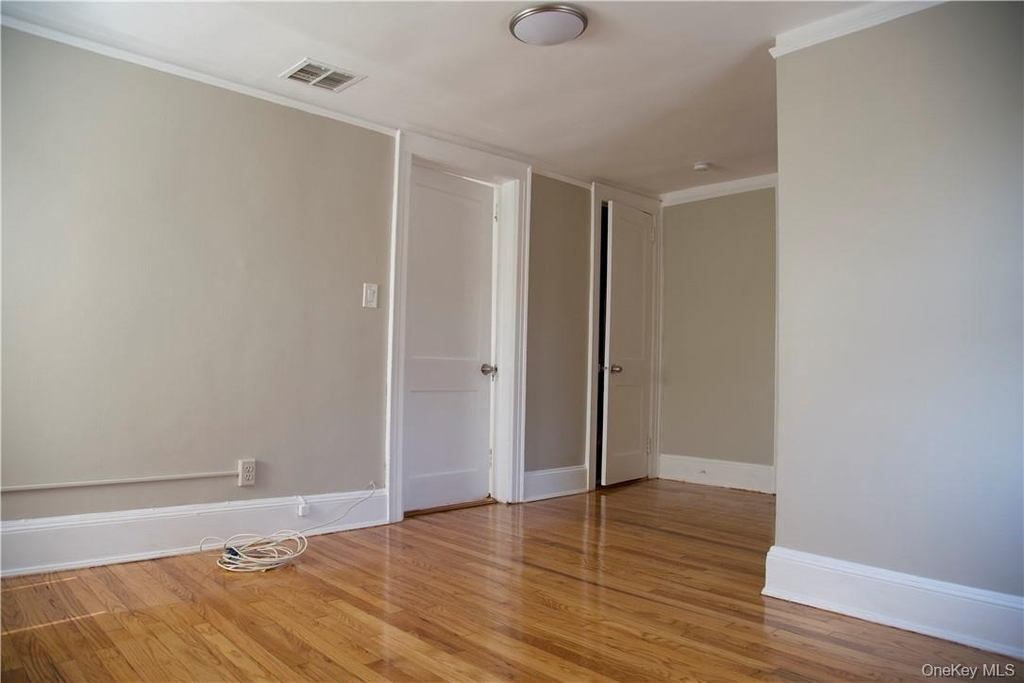 99 Maple Avenue - Photo 16