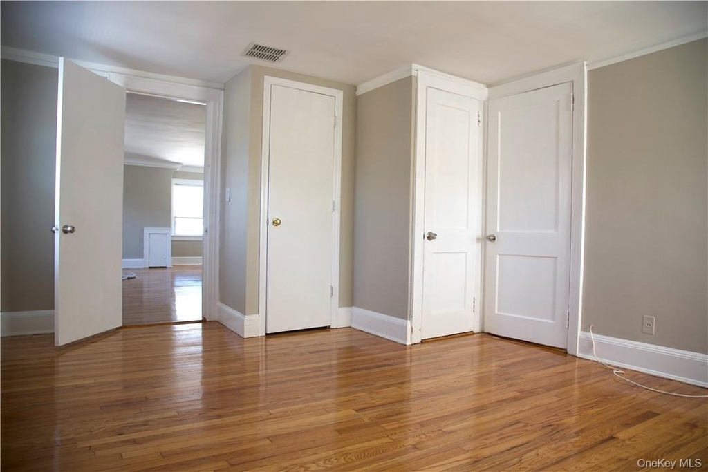 99 Maple Avenue - Photo 11