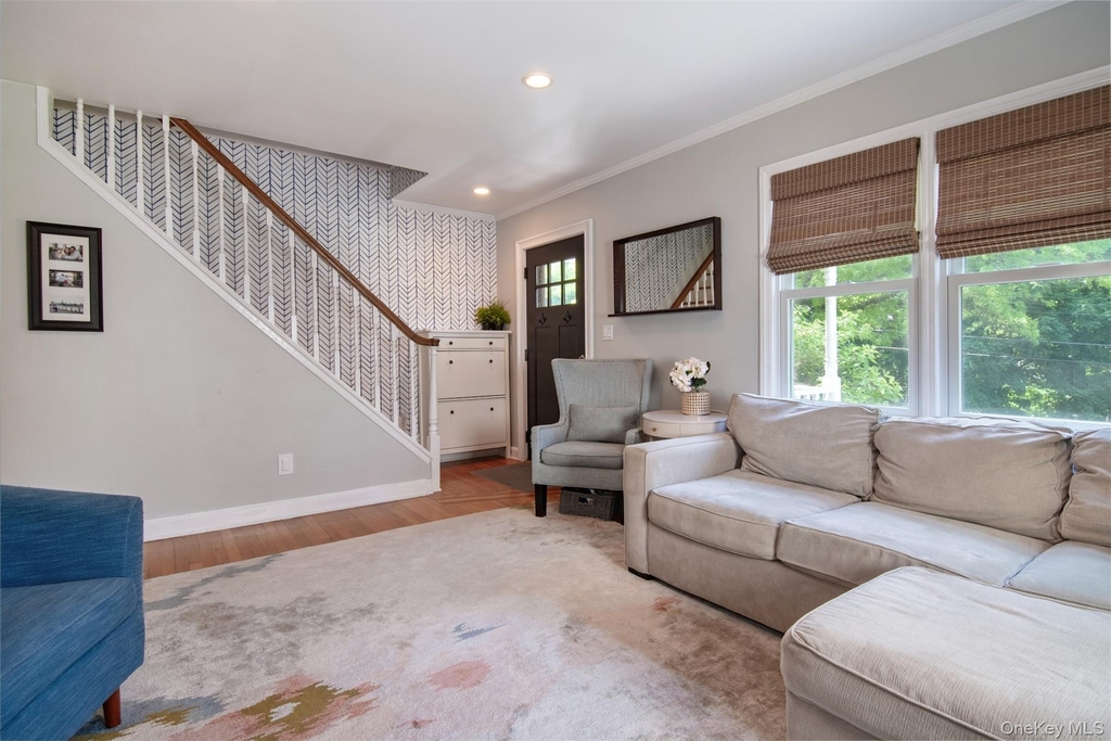 26 Riverview Avenue - Photo 2