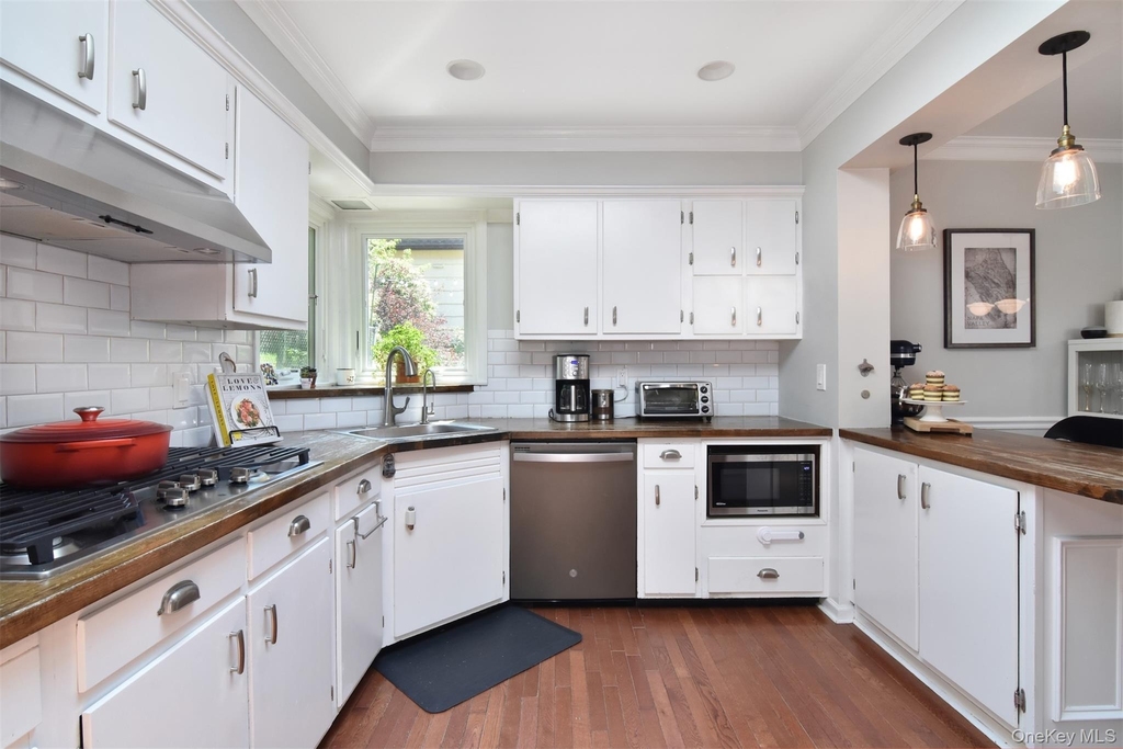 26 Riverview Avenue - Photo 11