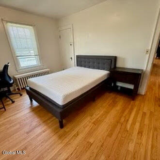 2121 Burdett Avenue - Photo 18