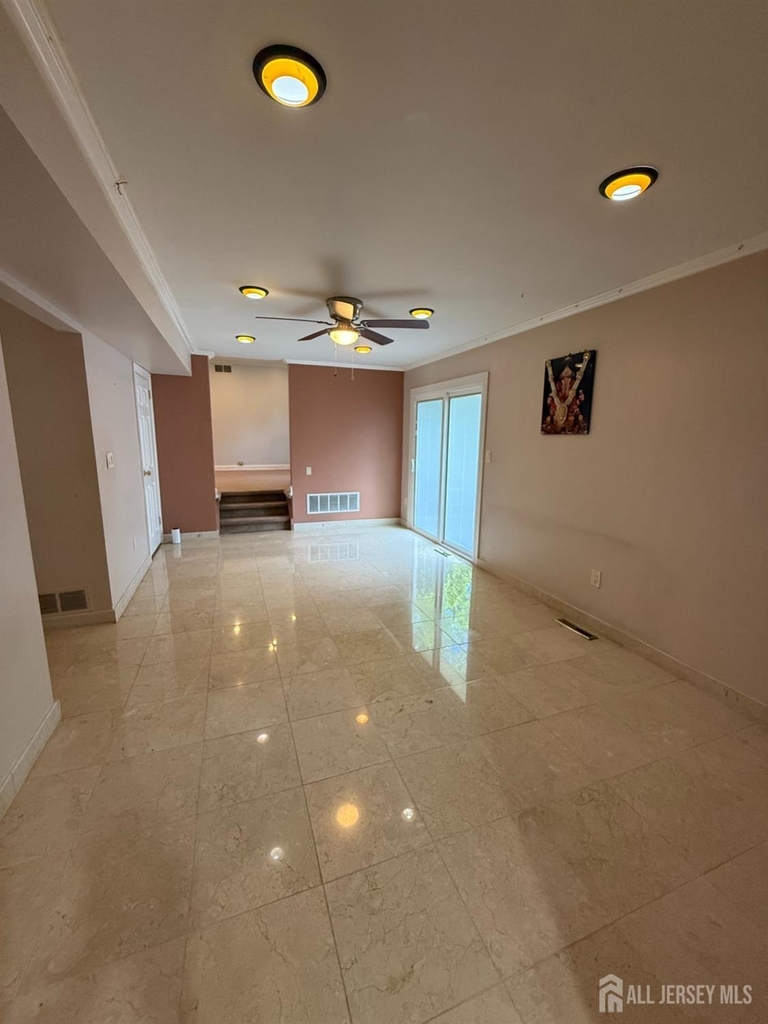 43 Jonathan Drive - Photo 11
