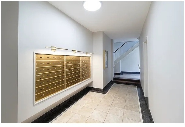 360 W 55th Street - Photo 10