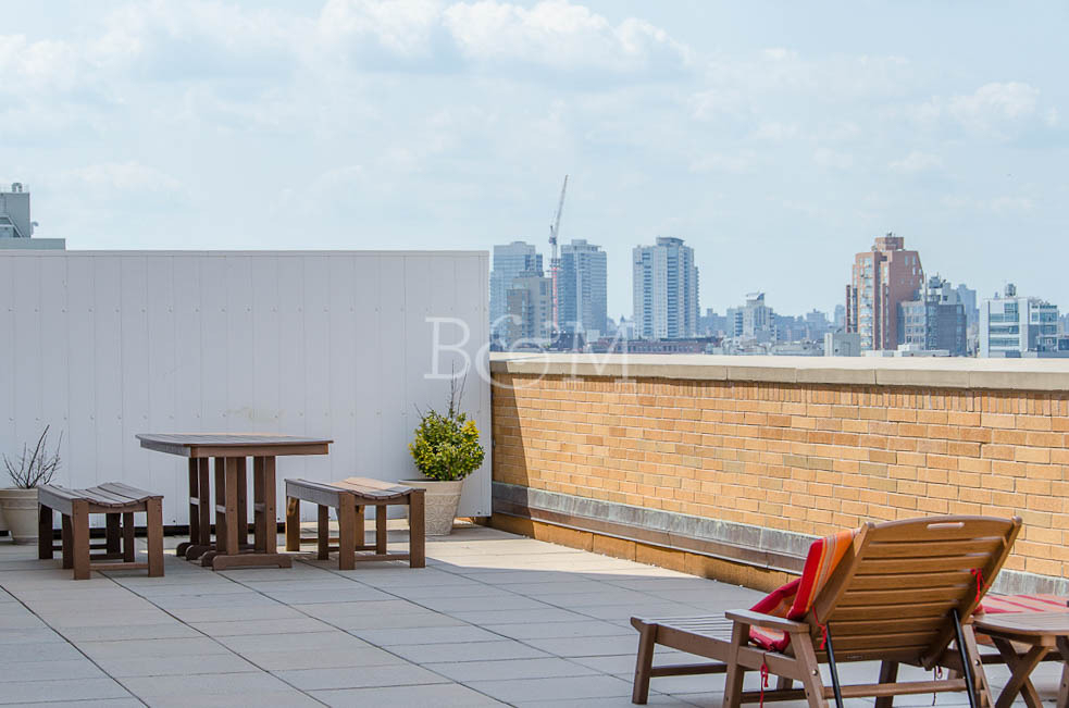 234 Skillman Avenue - Photo 7