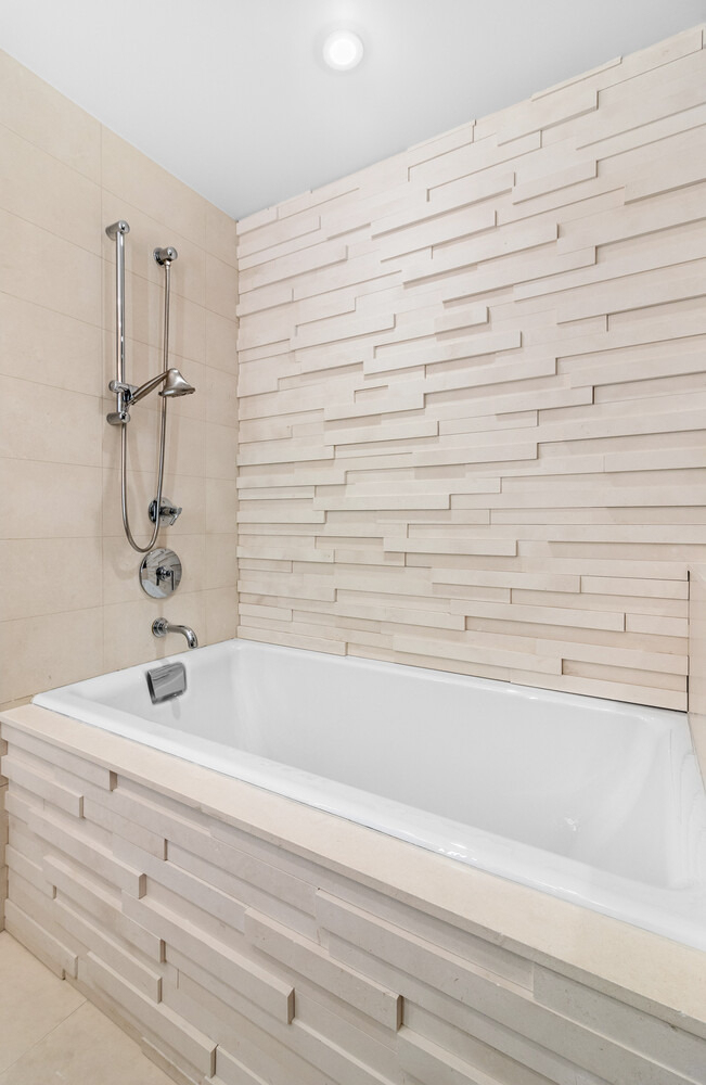100 W 18th Street - Photo 12