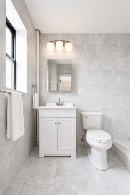 168 W 86th Street - Photo 7