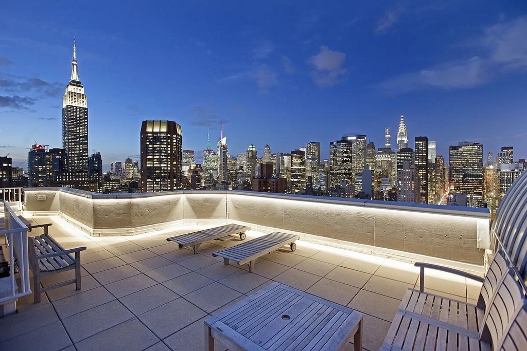 200 E 32nd Street - Photo 10