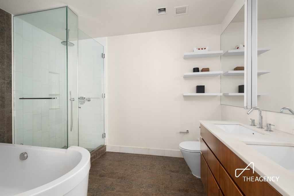 447 W 18th Street - Photo 6