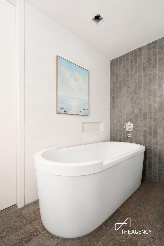 447 W 18th Street - Photo 8