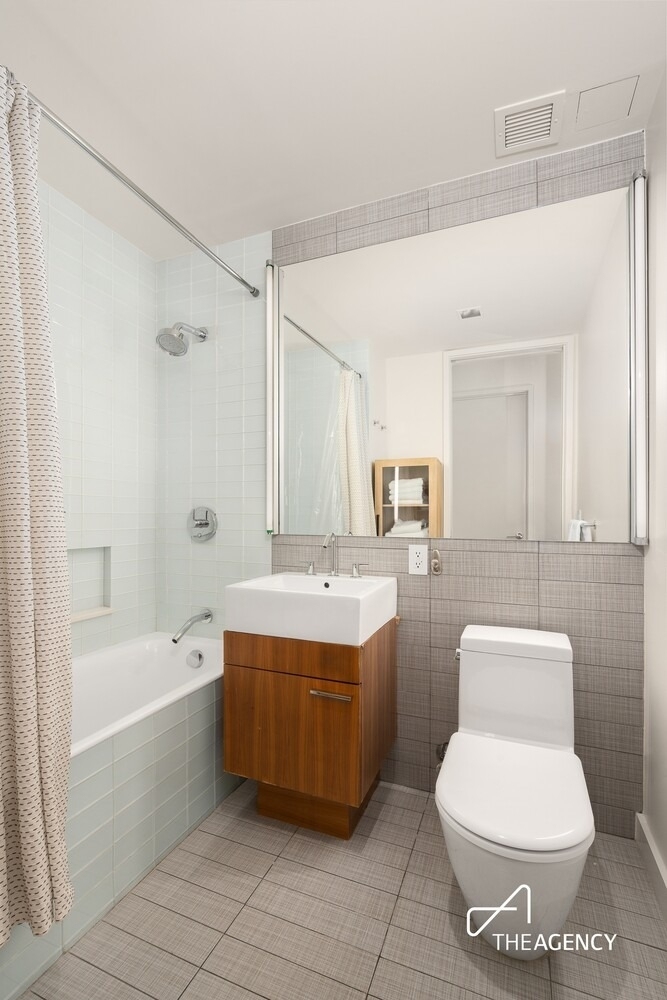 447 W 18th Street - Photo 9