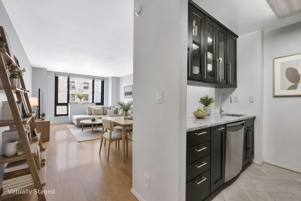1 Irving Place - Photo 0