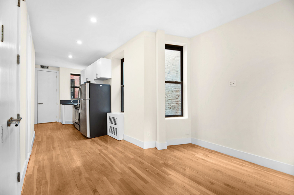 West 45th Street - Photo 1