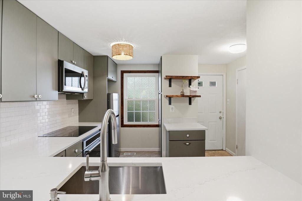 1660 Harvest Green Court - Photo 7