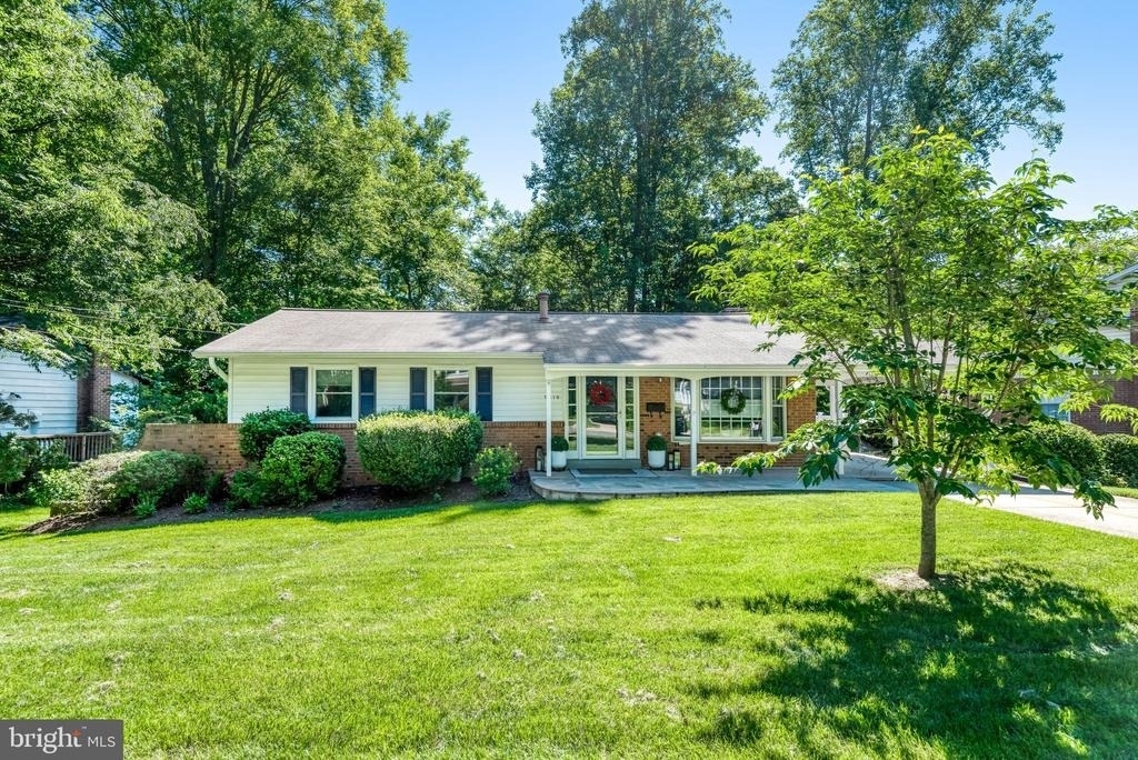 5019 Fleming Drive - Photo 0