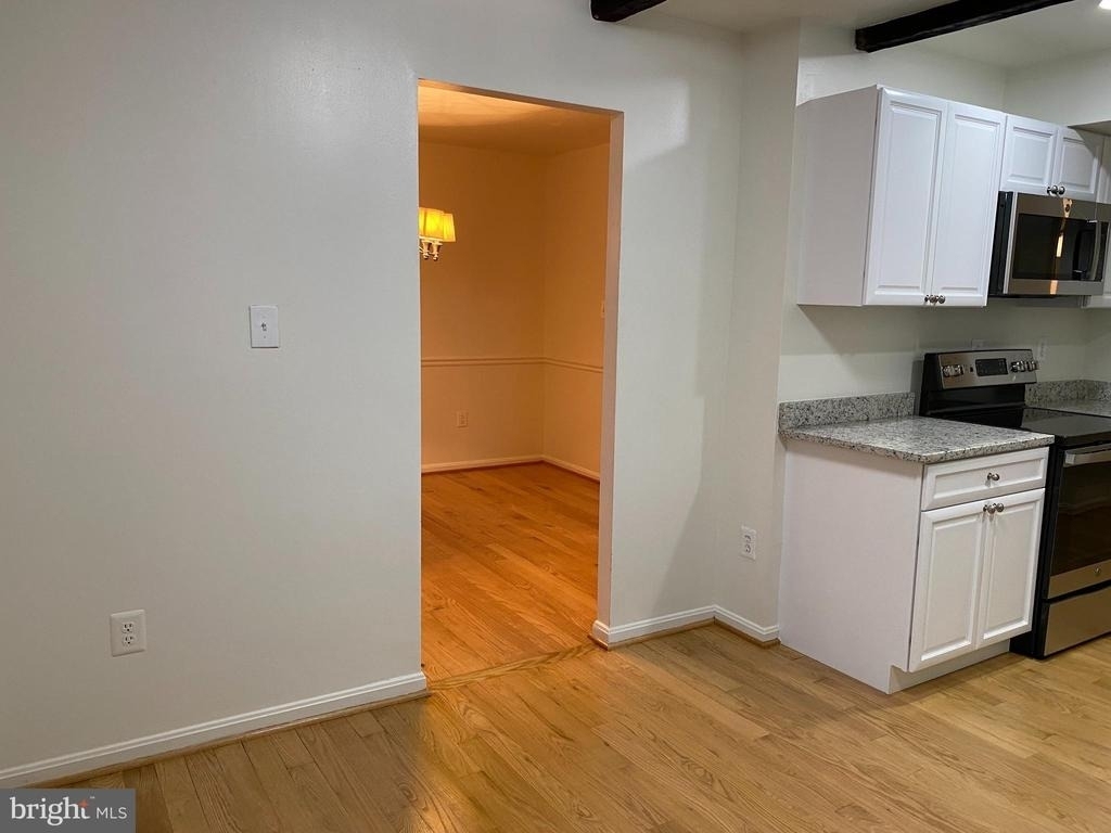 6802 Dina Leigh Court - Photo 12