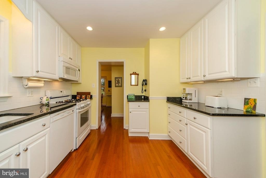 1308 Tracy Place - Photo 23