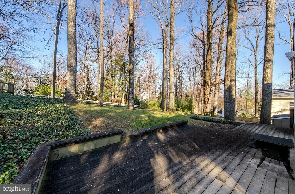 1308 Tracy Place - Photo 9