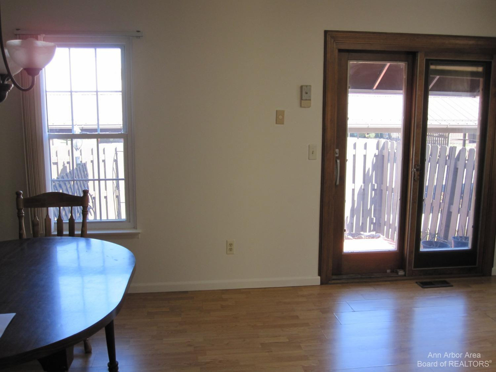 3238 Alpine Drive - Photo 4