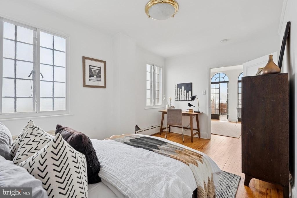 1512 Spruce Street - Photo 7
