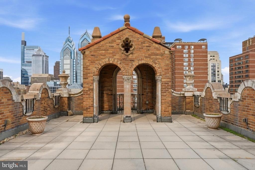 1512 Spruce Street - Photo 17