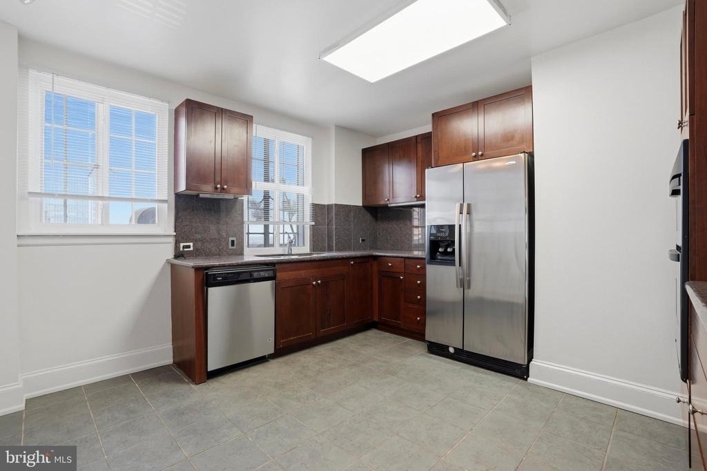 1512 Spruce Street - Photo 11