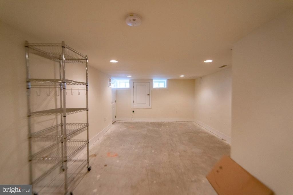 2147 Ellsworth Street - Photo 9
