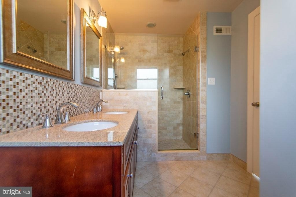 2147 Ellsworth Street - Photo 11