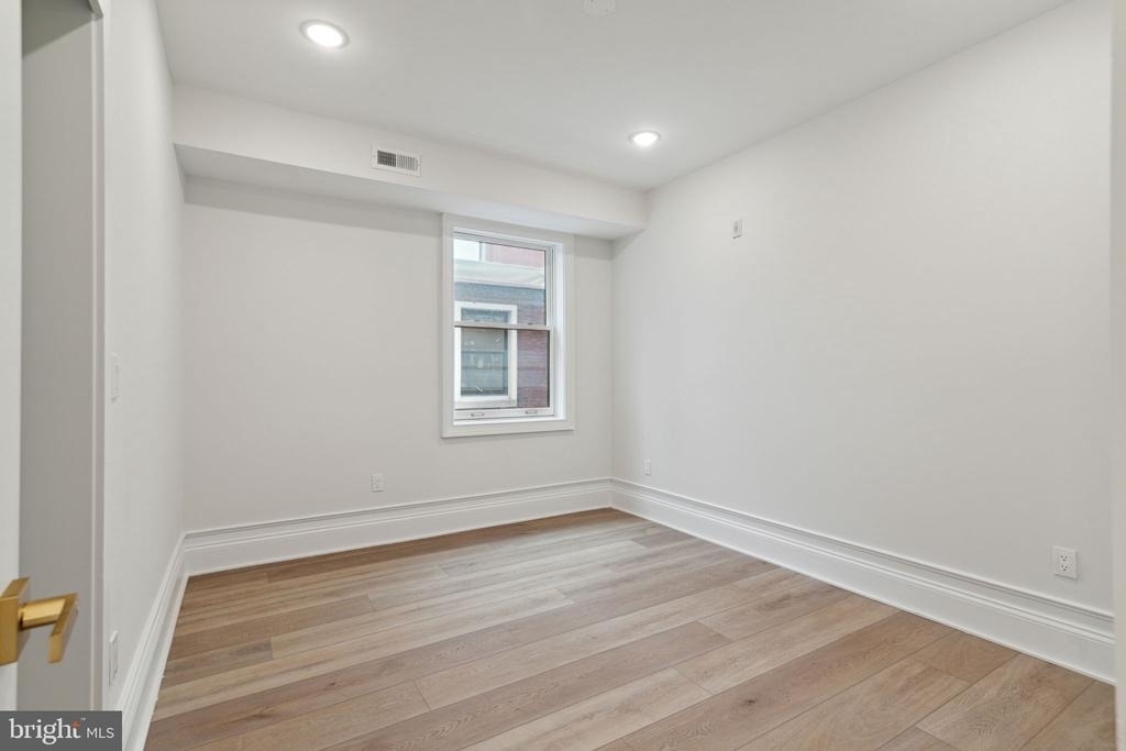 1822 Chestnut Street - Photo 8