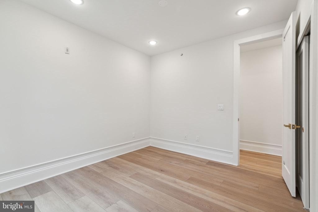 1822 Chestnut Street - Photo 11