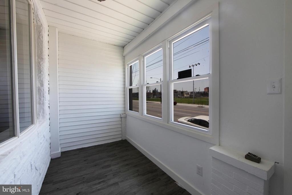 2677 Aramingo Avenue - Photo 27