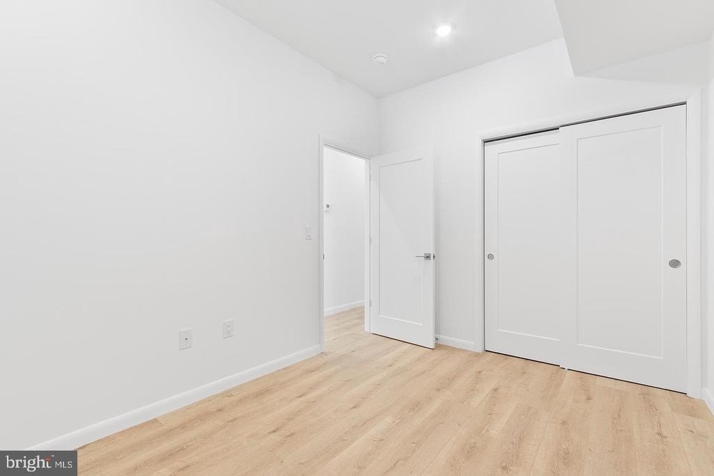 7246 Rising Sun Avenue - Photo 5