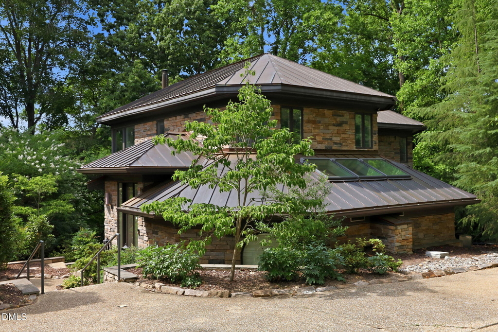 2828 Exeter Circle - Photo 2