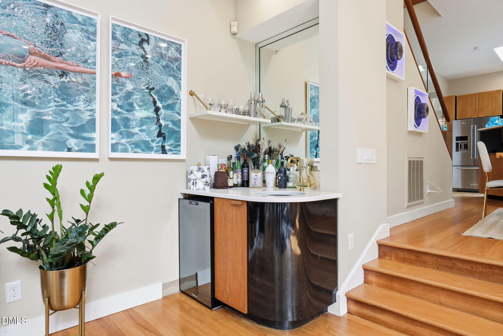 2828 Exeter Circle - Photo 9