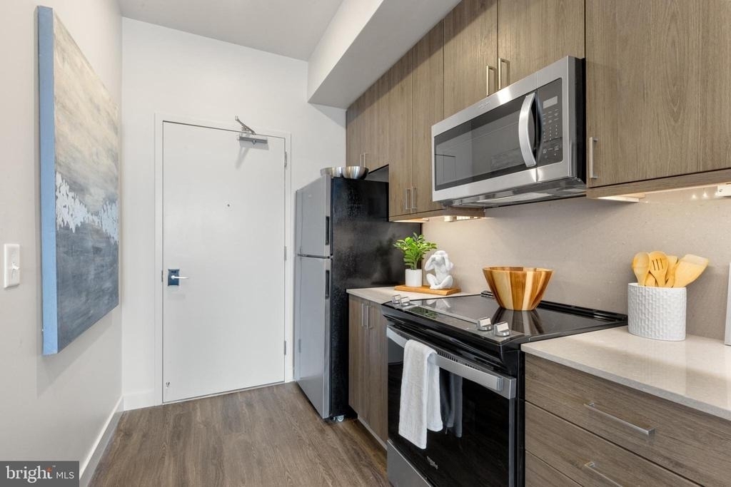 525 N 41st Street - Photo 3