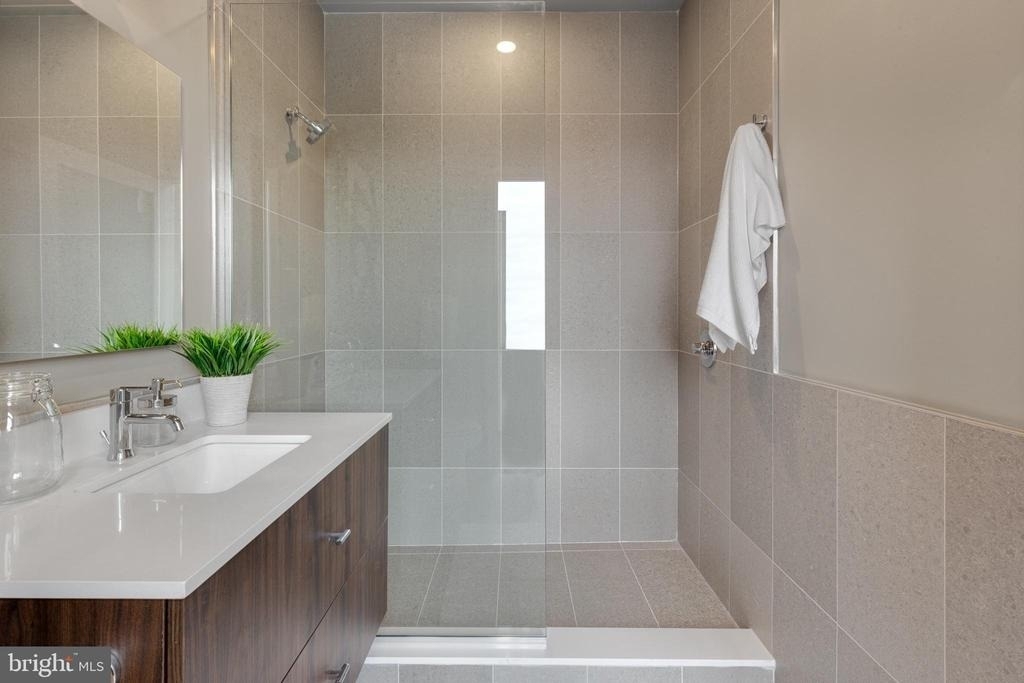 525 N 41st Street - Photo 18
