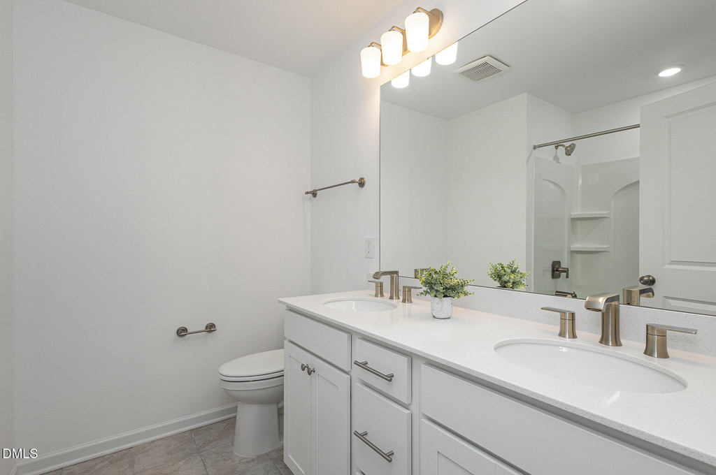 153 Hickory Grove Drive - Photo 9