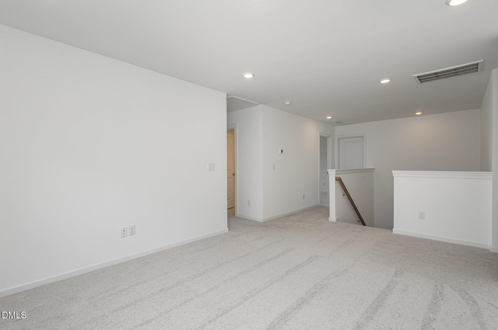 153 Hickory Grove Drive - Photo 7