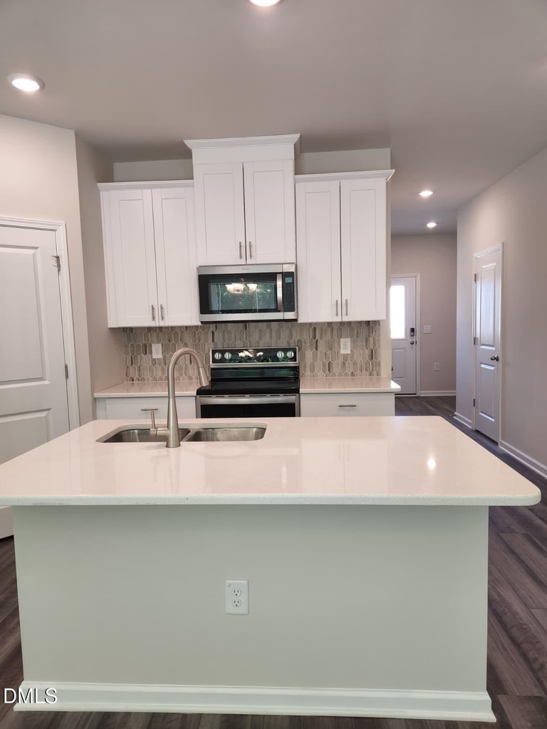 250 Brook Farm Lane - Photo 6