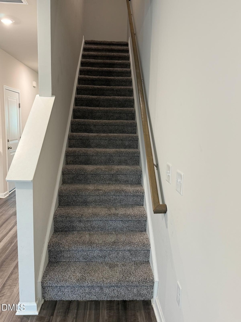 250 Brook Farm Lane - Photo 18