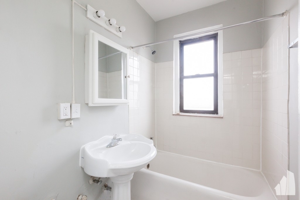 3831 N Fremont - Photo 3