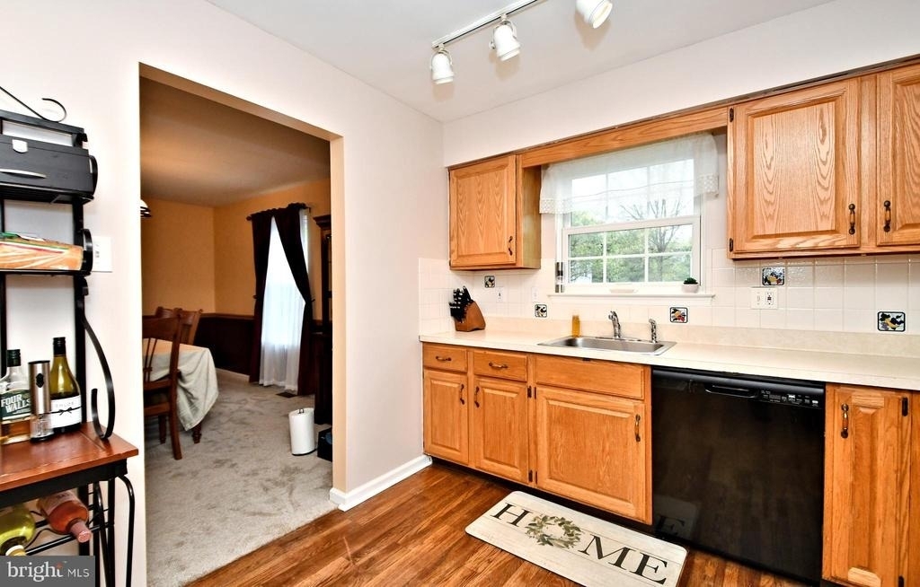 800 Beacon Court - Photo 17