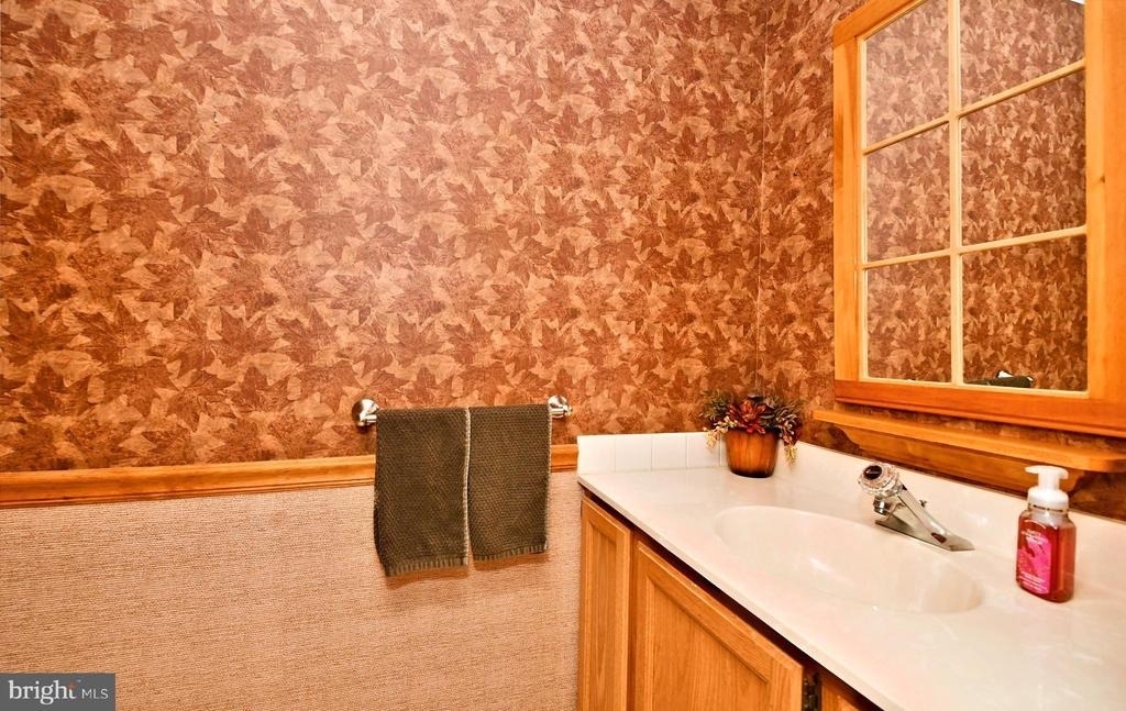 800 Beacon Court - Photo 23