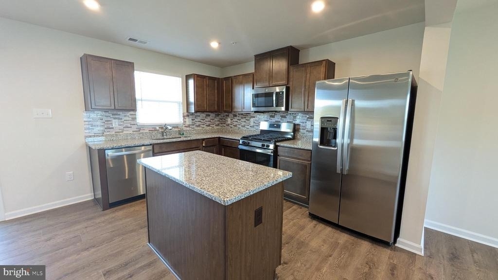 289 Hamilton Lane - Photo 2